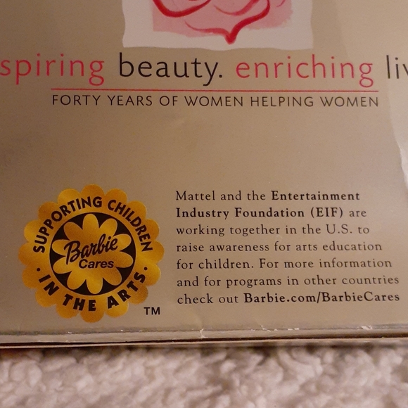 BARBIE Mary Kay Star Consultant - 40 years - Picture 7 of 7